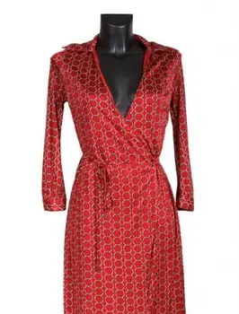 שמלות לדמויות שעון חול