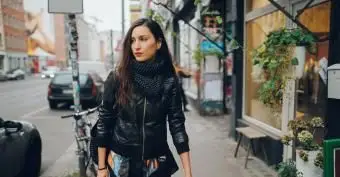 מעילי מפציצים לנשים