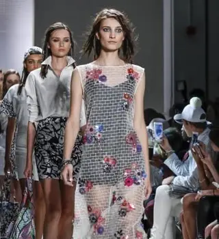 Galerie de robes de soirée de printemps pour femmes