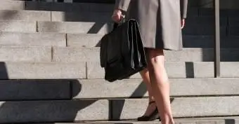 女性のための最も快適な作業靴