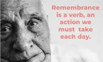 זקן נראה עצוב