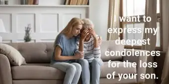 נוחות אישה הרגיזה את אמא בבית