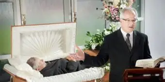 Versos bíblicos de simpatia para funerais e condolências