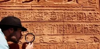 Hieróglifos egípcios para crianças: curiosidades e atividades